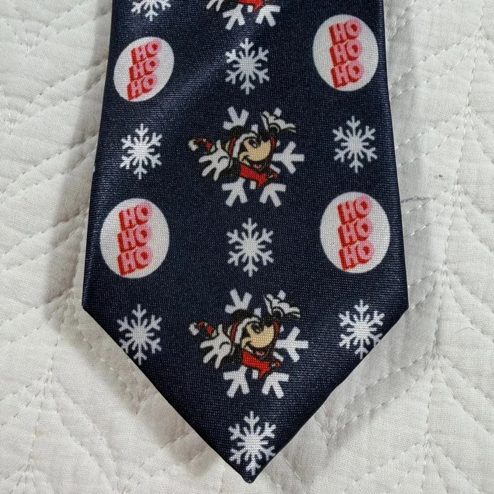 Disney‎ Mickey Mouse Ho Ho Ho Snowflake Neck Tie Kids Christmas Holiday Fun NWT